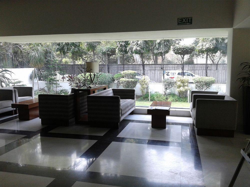 Hotel Ahuja Residency Sunder Nagar Neu-Delhi Exterior foto