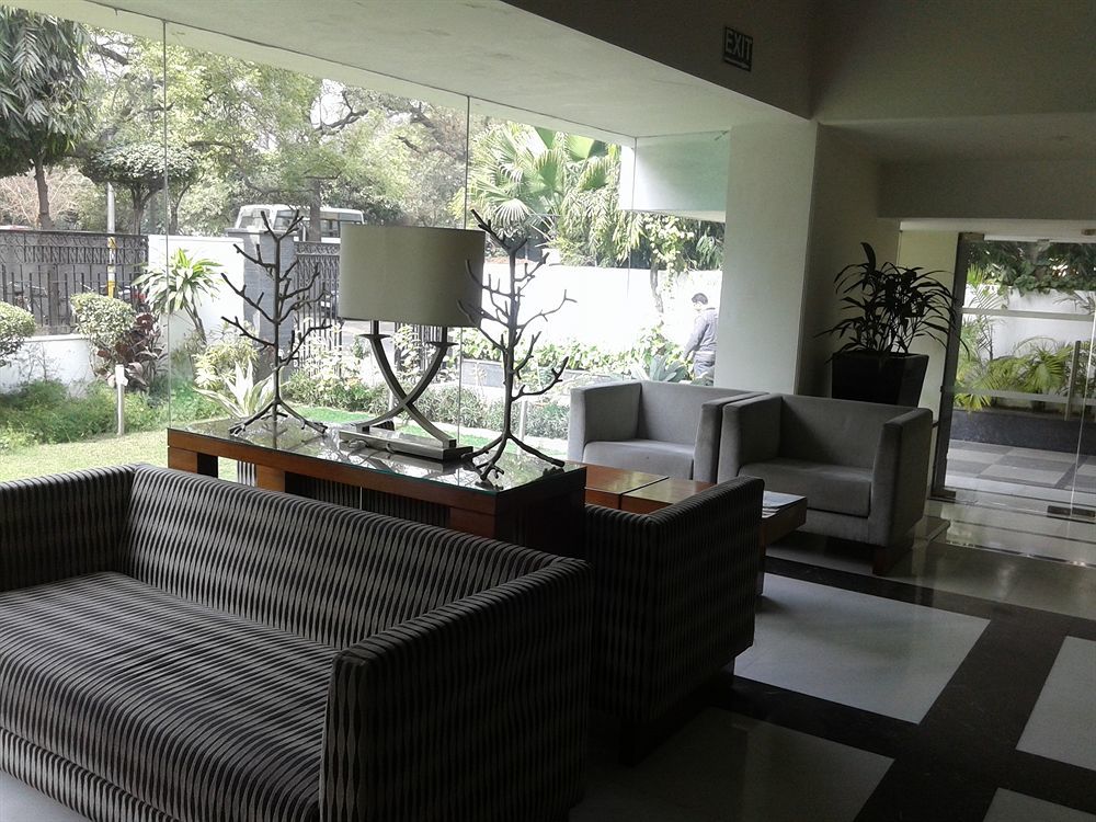 Hotel Ahuja Residency Sunder Nagar Neu-Delhi Exterior foto