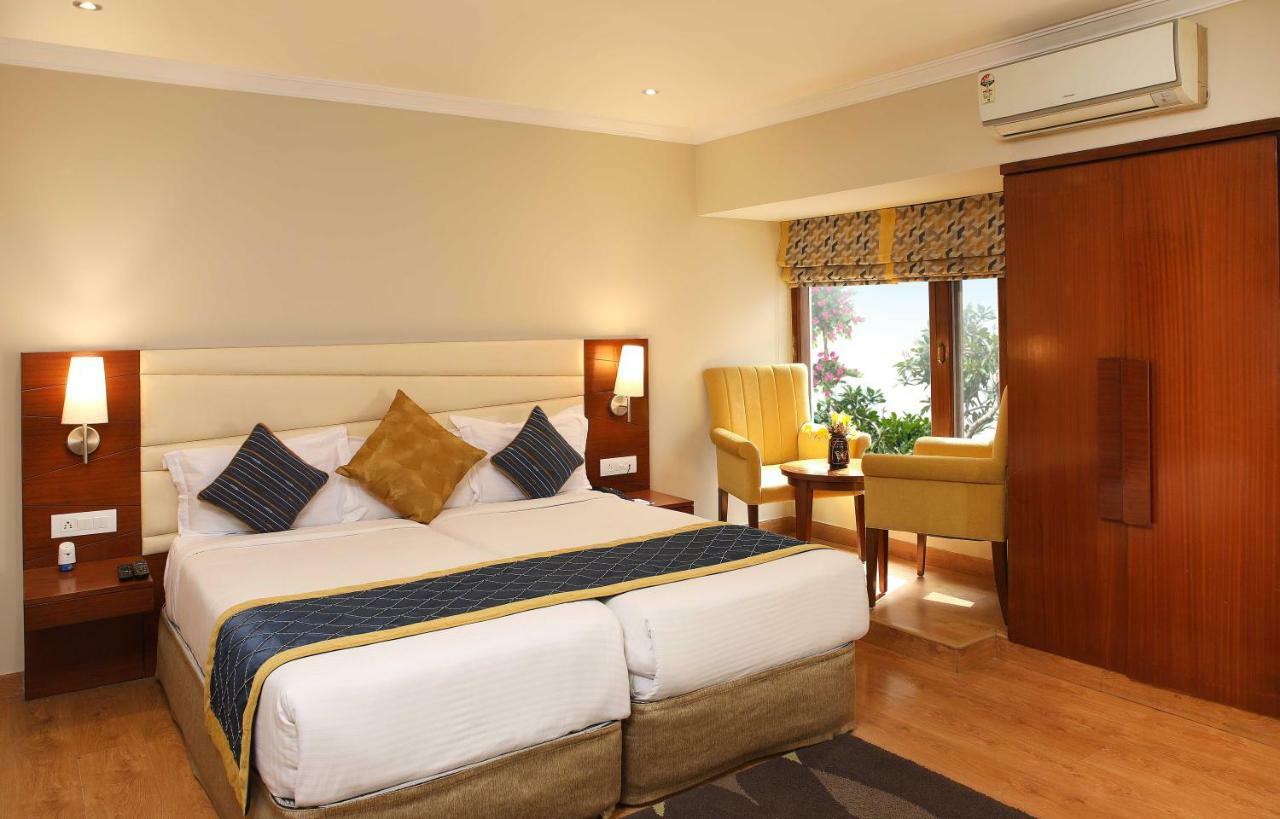 Hotel Ahuja Residency Sunder Nagar Neu-Delhi Exterior foto